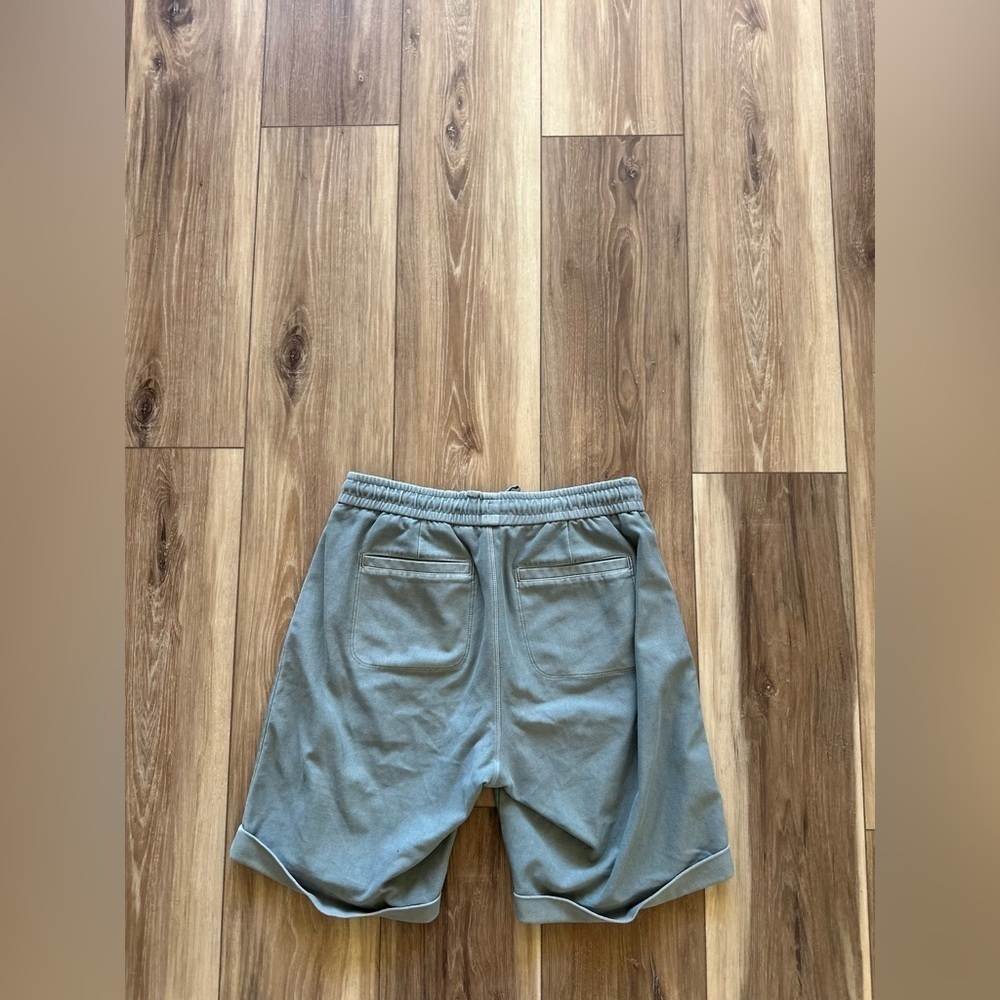 Athleta women’s farallon Bermuda shorts size 4 - Picture 7 of 7